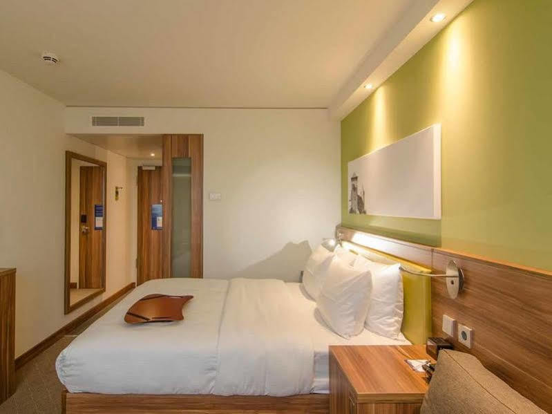 Hampton By Hilton Center, Bavaria Hotel 3*